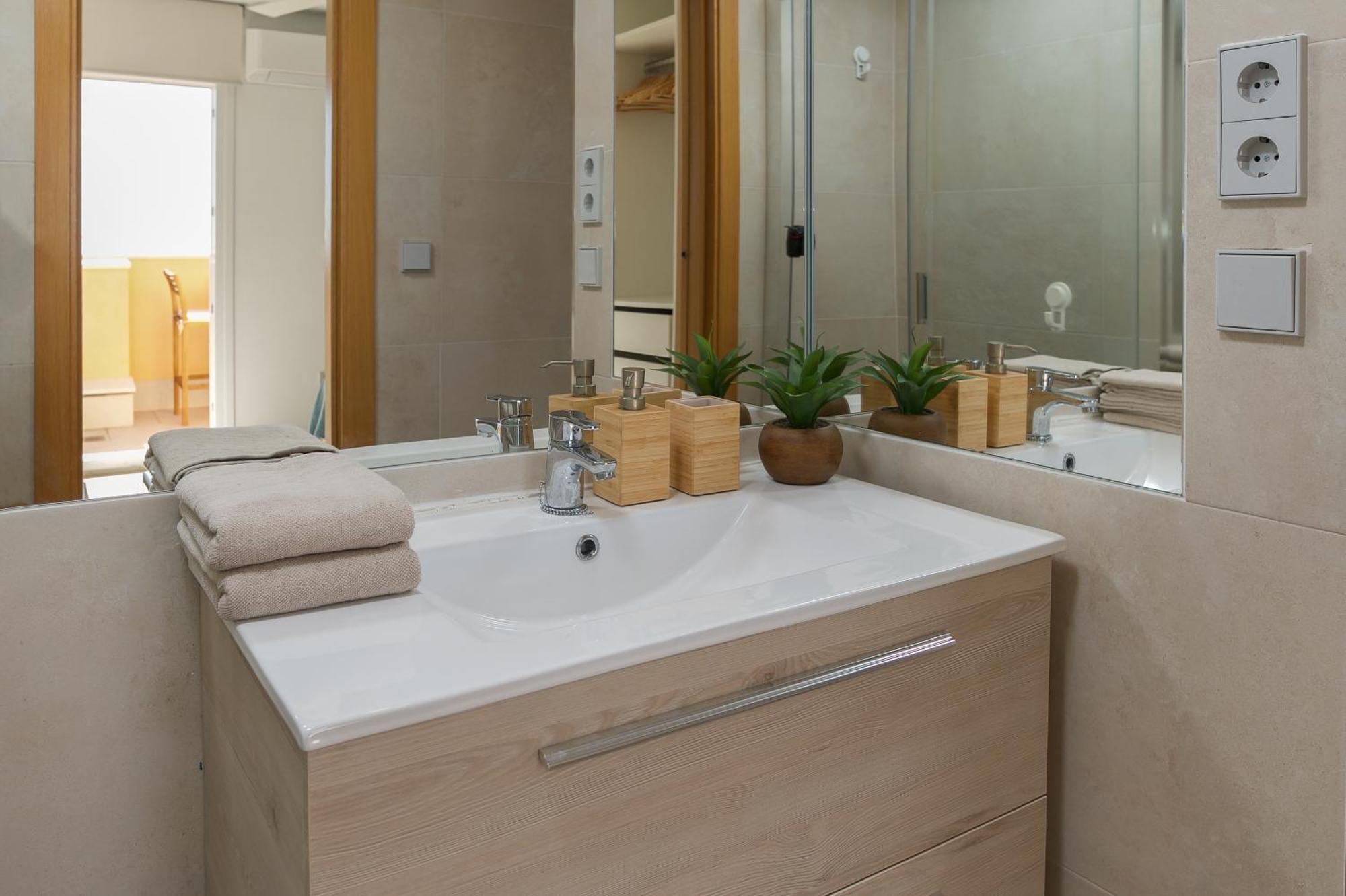Apartamento Deja Blue - Tarifa Rent Modern Penthouse Exterior foto